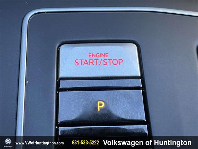 Certified 2022 Volkswagen GTI Autobahn image 32