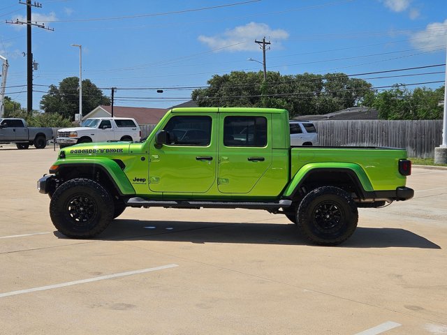 Used 2025 Jeep Gladiator Sport AWD/4WD image 9