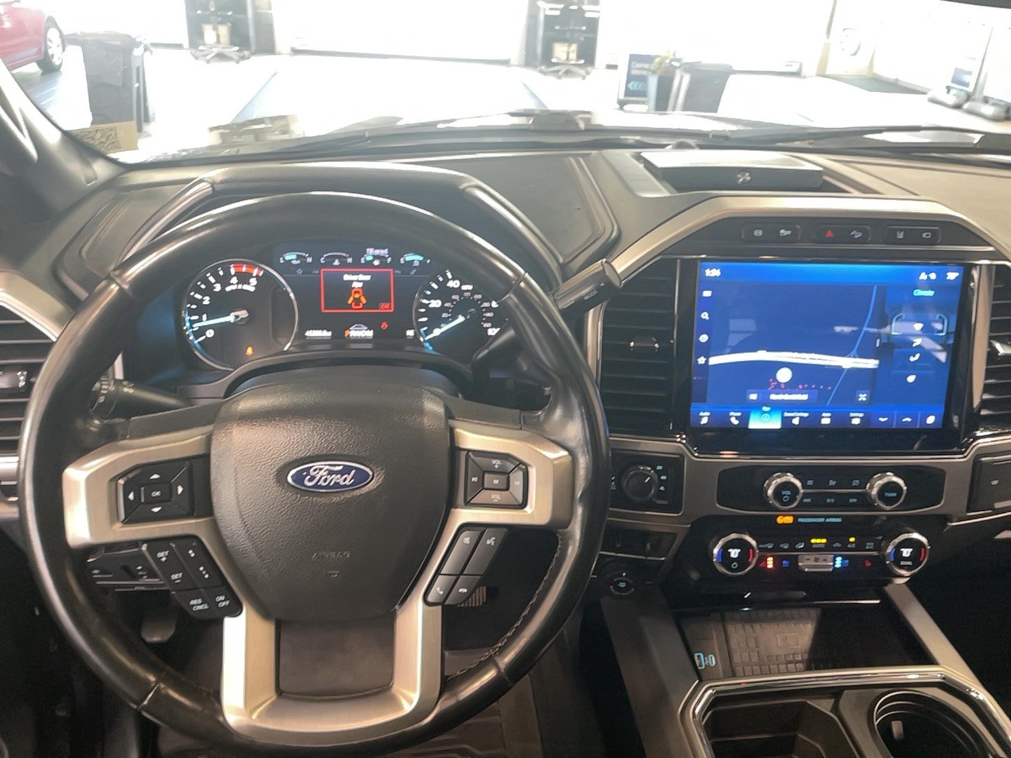 Used 2022 Ford F250 Platinum w/ FX4 Off-Road Package AWD/4WD image 16