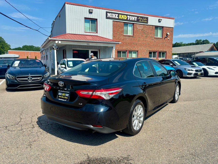 Used 2018 Toyota Camry LE FWD image 8
