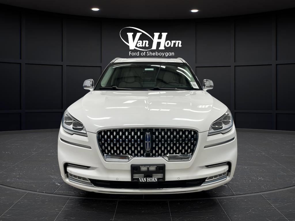 Used 2022 Lincoln Aviator Black Label Grand Touring w/ Class IV Trailer Tow Package image 8