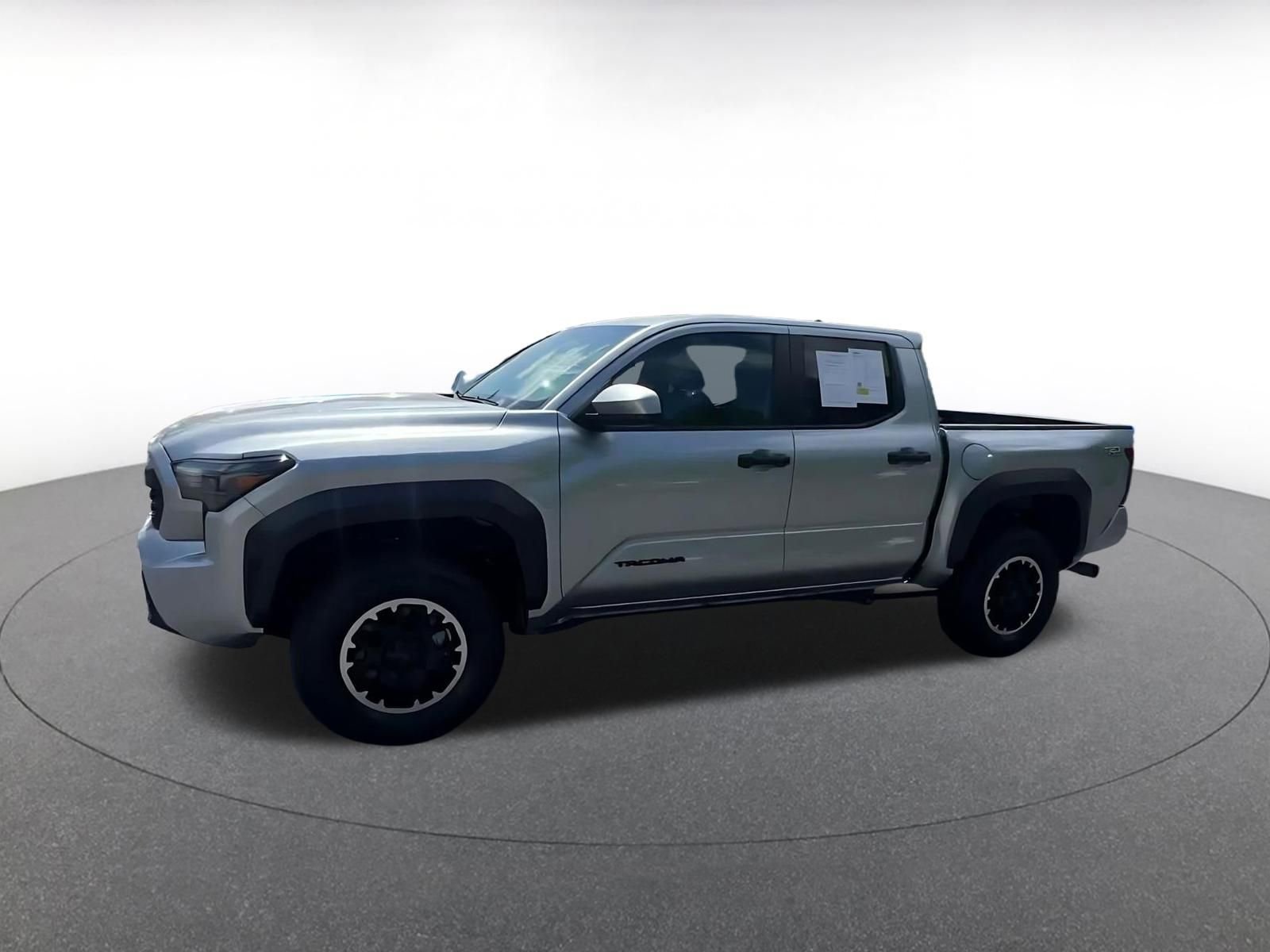 Used 2024 Toyota Tacoma TRD Off-Road AWD/4WD image 8