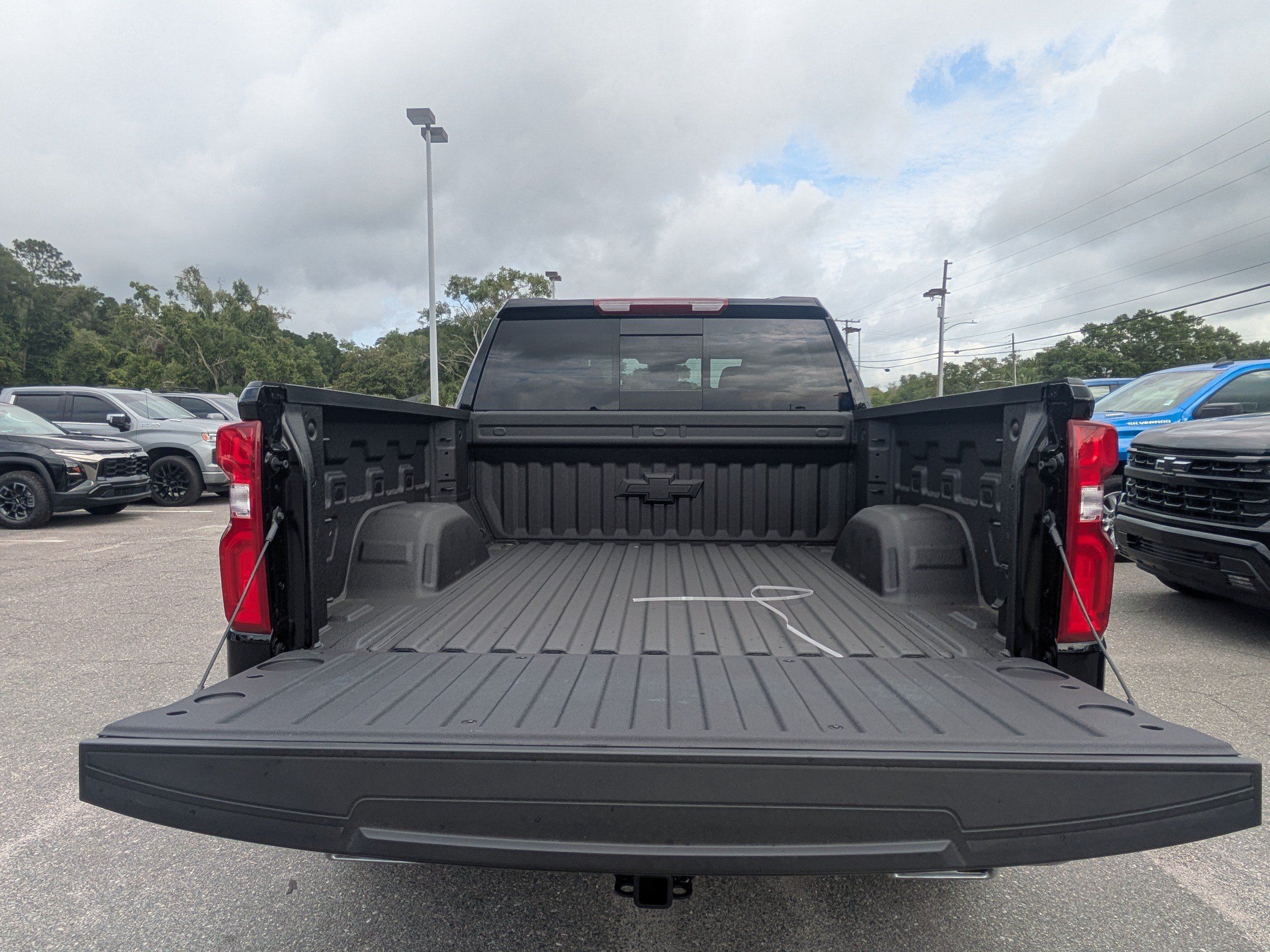 New 2026 Chevrolet Silverado 1500 RST w/ All Star Edition Plus AWD/4WD image 13
