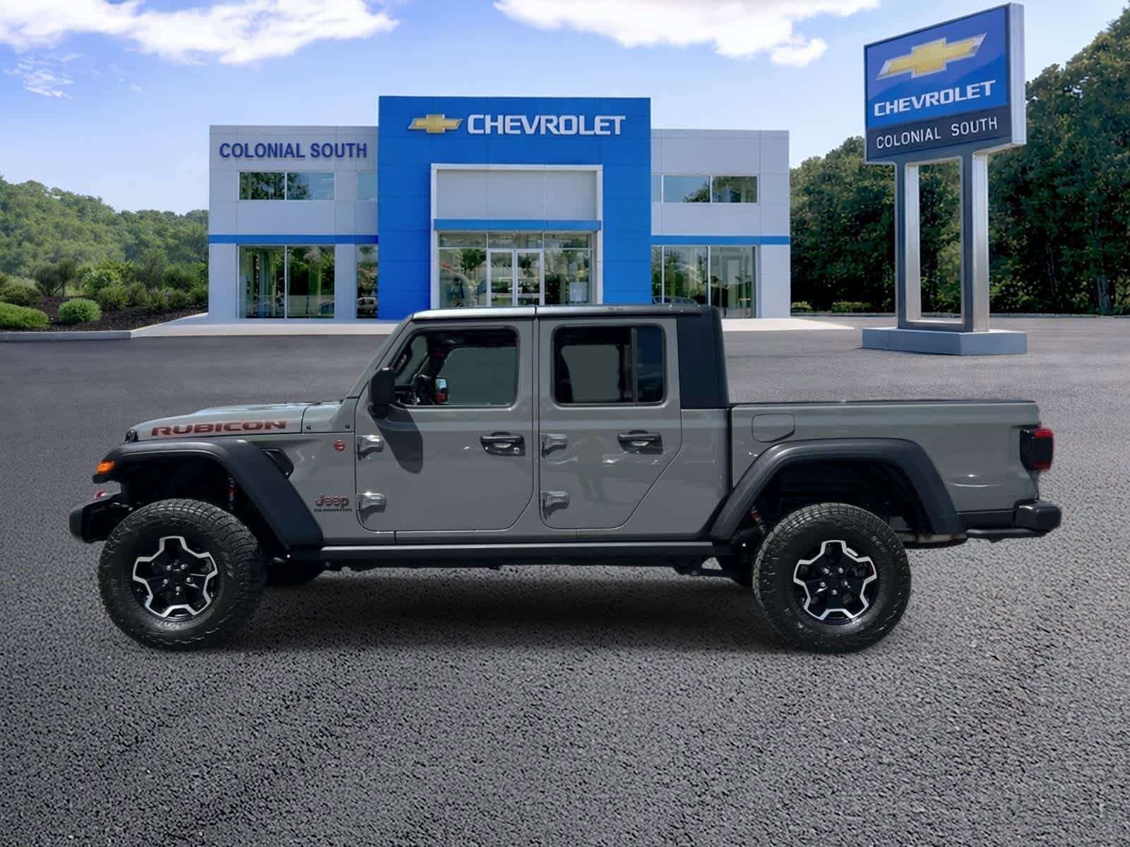 Used 2022 Jeep Gladiator Rubicon w/ LED Lighting Group AWD/4WD image 3