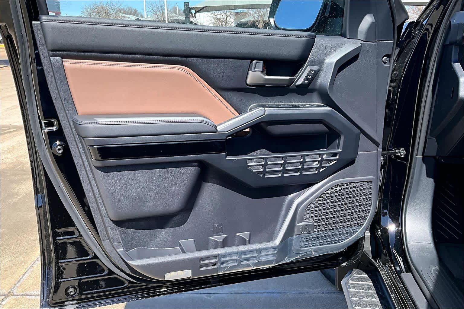 New 2026 Toyota 4Runner Limited AWD/4WD image 10