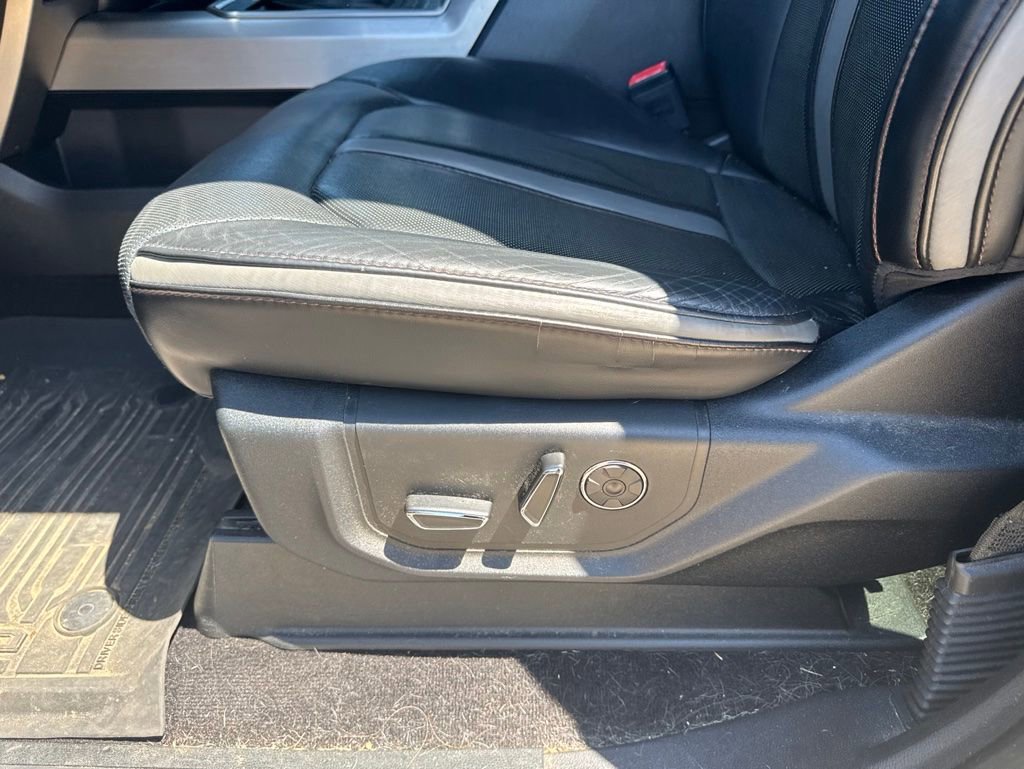 Used 2018 Ford F150 Platinum w/ Equipment Group 701A Luxury AWD/4WD image 10