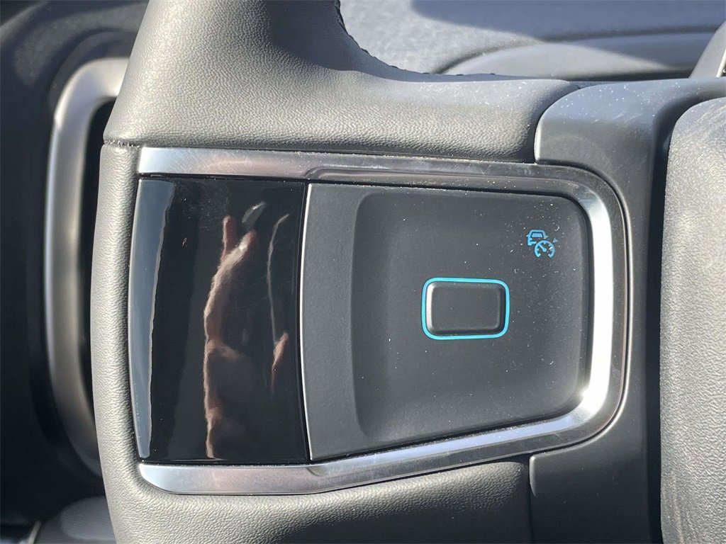 New 2025 Ford Expedition Active image 22