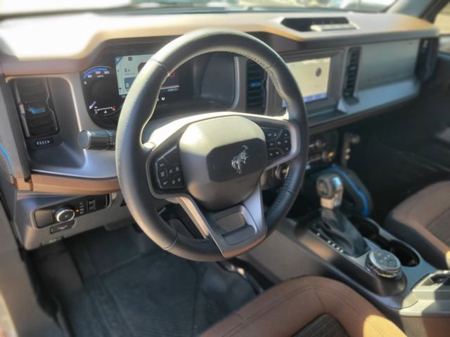 Used 2023 Ford Bronco Outer Banks image 17