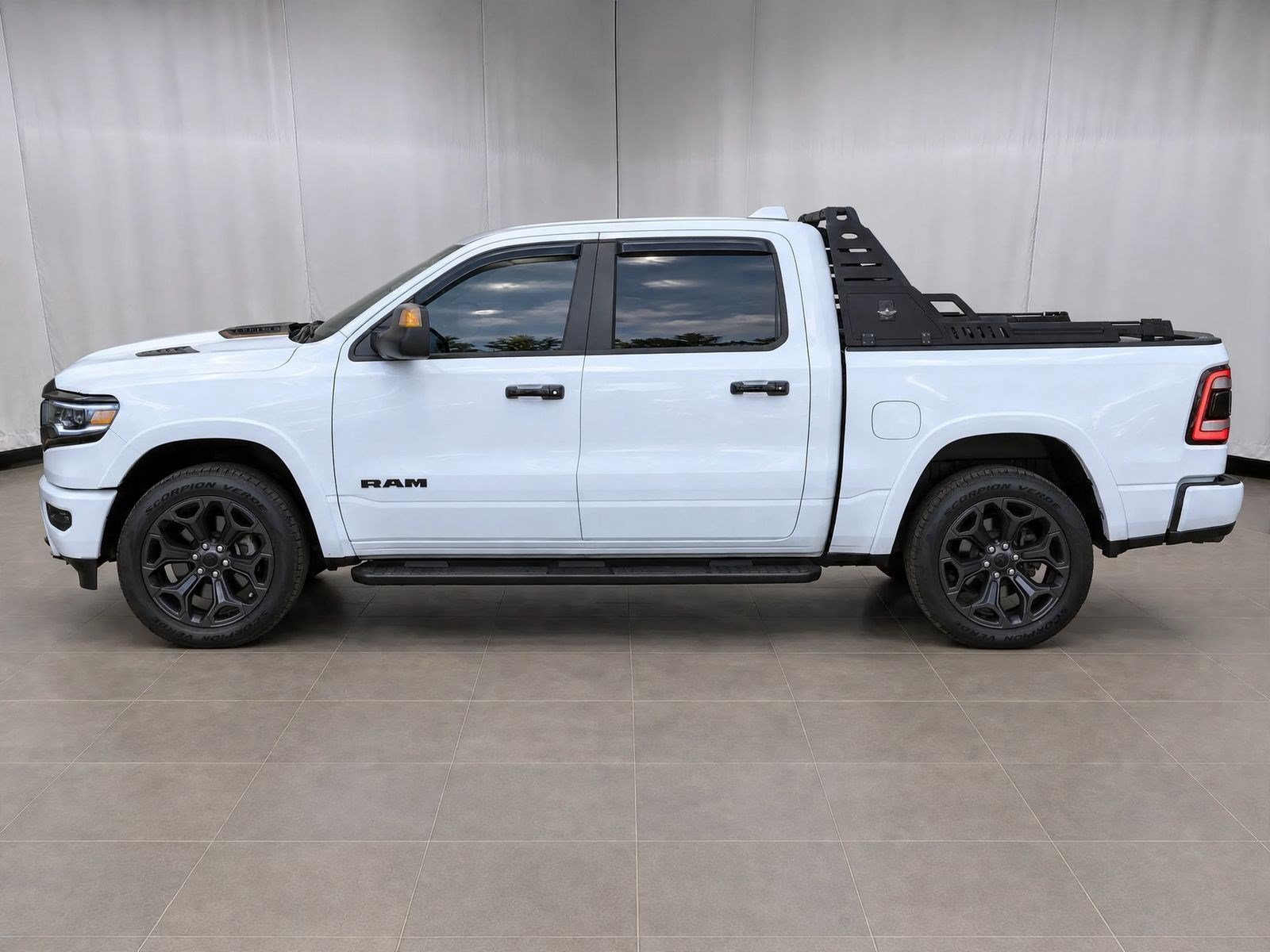 Used 2024 RAM 1500 Limited w/ Night Edition AWD/4WD image 7