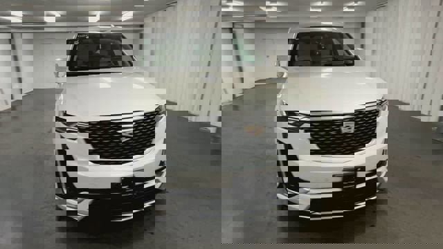 Certified 2020 Cadillac XT6 Premium Luxury image 3