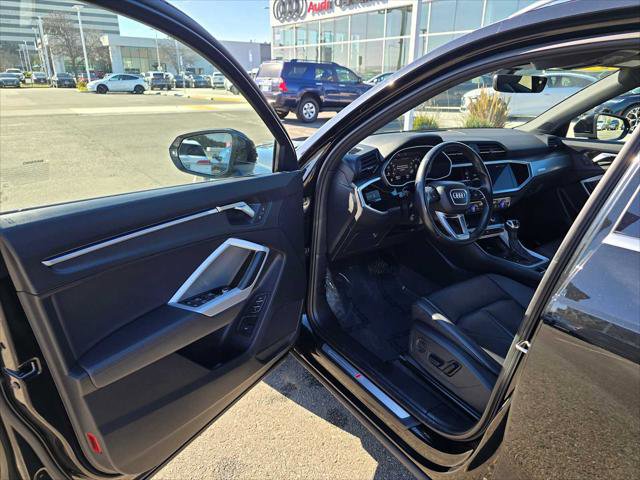 Used 2024 Audi Q3 2.0T Premium Plus AWD/4WD image 21