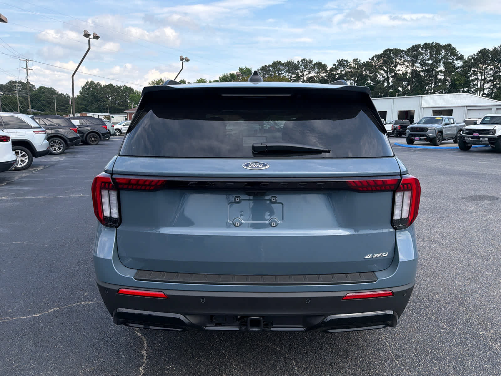 New 2026 Ford Explorer ST-Line AWD/4WD image 4
