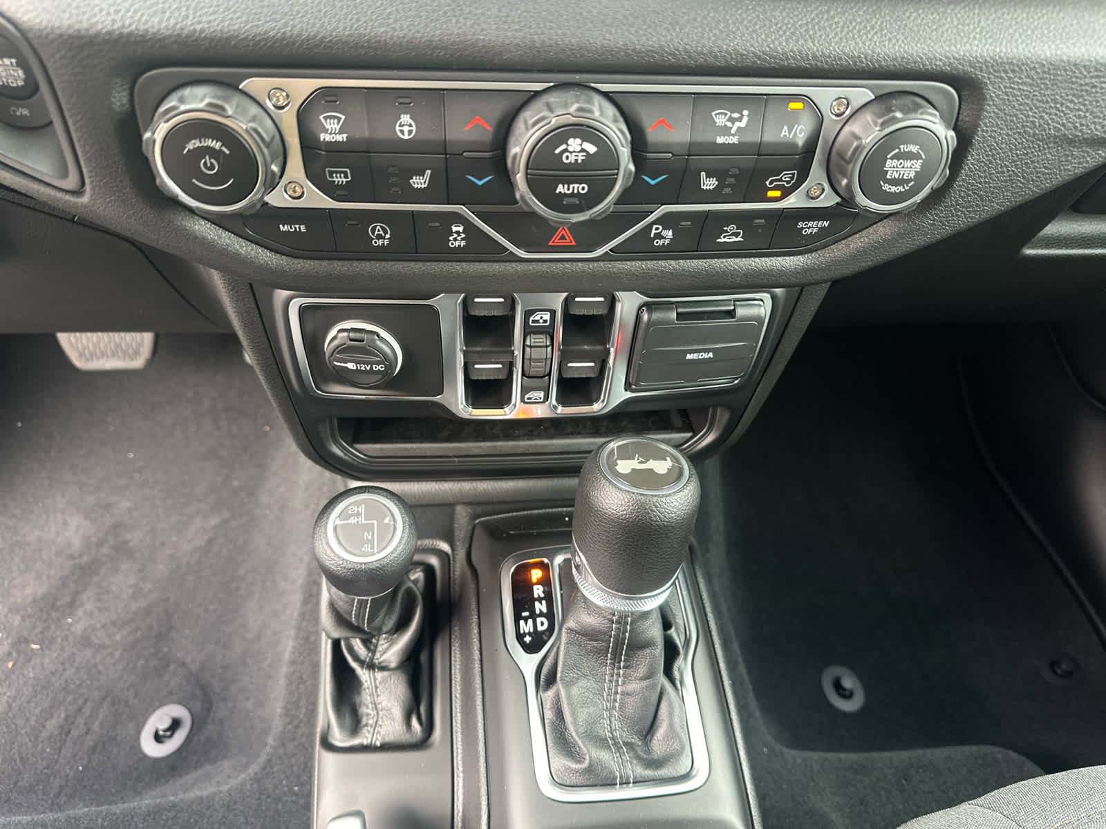 New 2026 Jeep Wrangler Sport S image 20