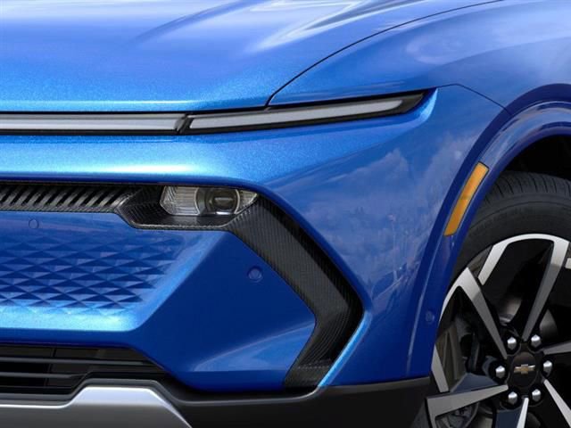 New 2025 Chevrolet Equinox EV LT image 10