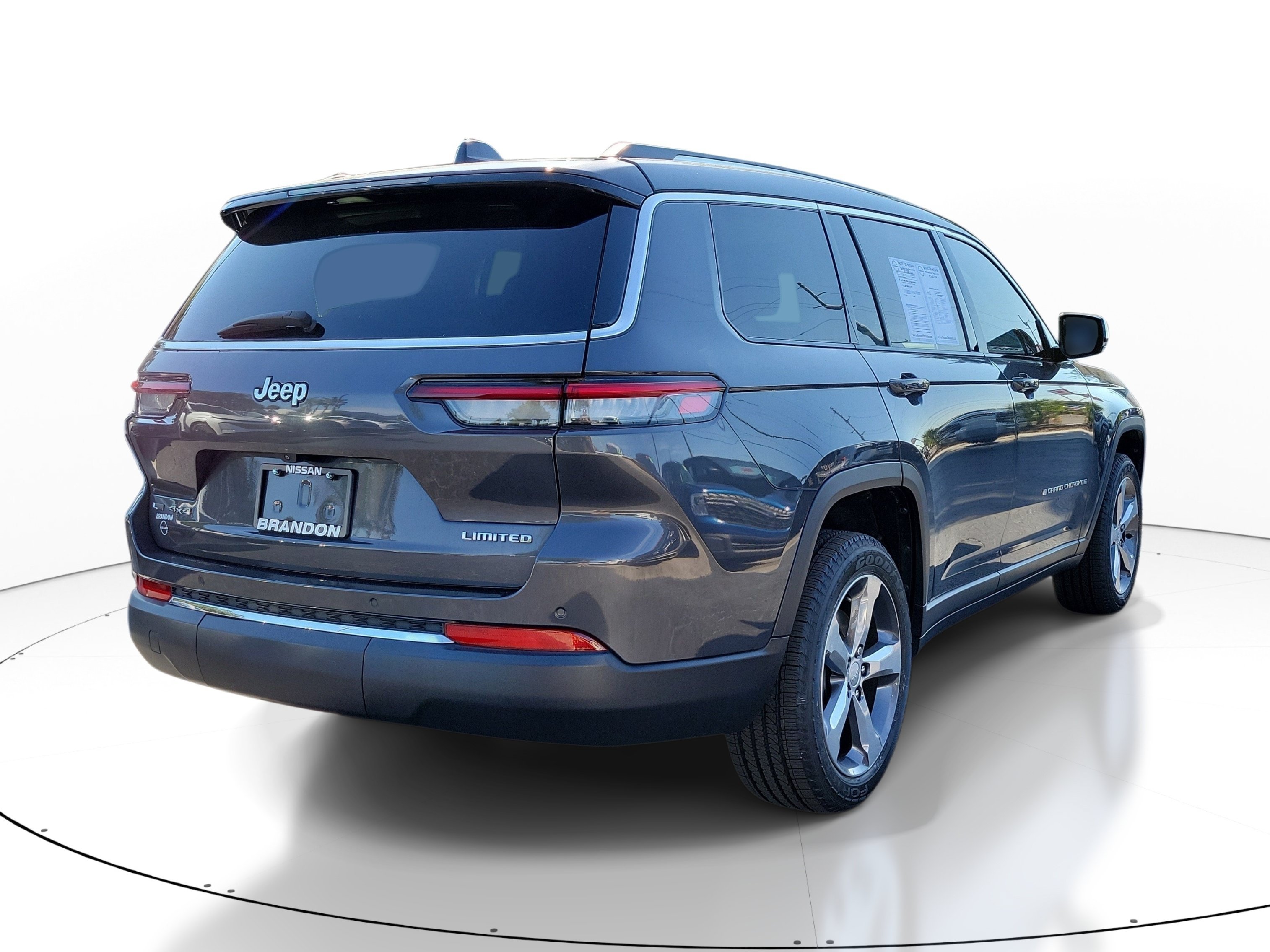 Used 2021 Jeep Grand Cherokee L Limited w/ Trailer Tow Package AWD/4WD image 7