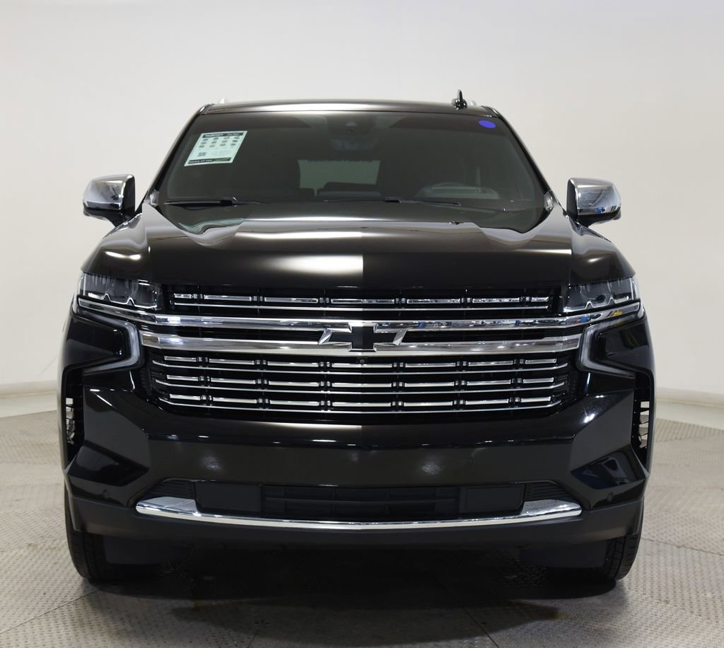 Used 2024 Chevrolet Suburban Premier AWD/4WD image 5
