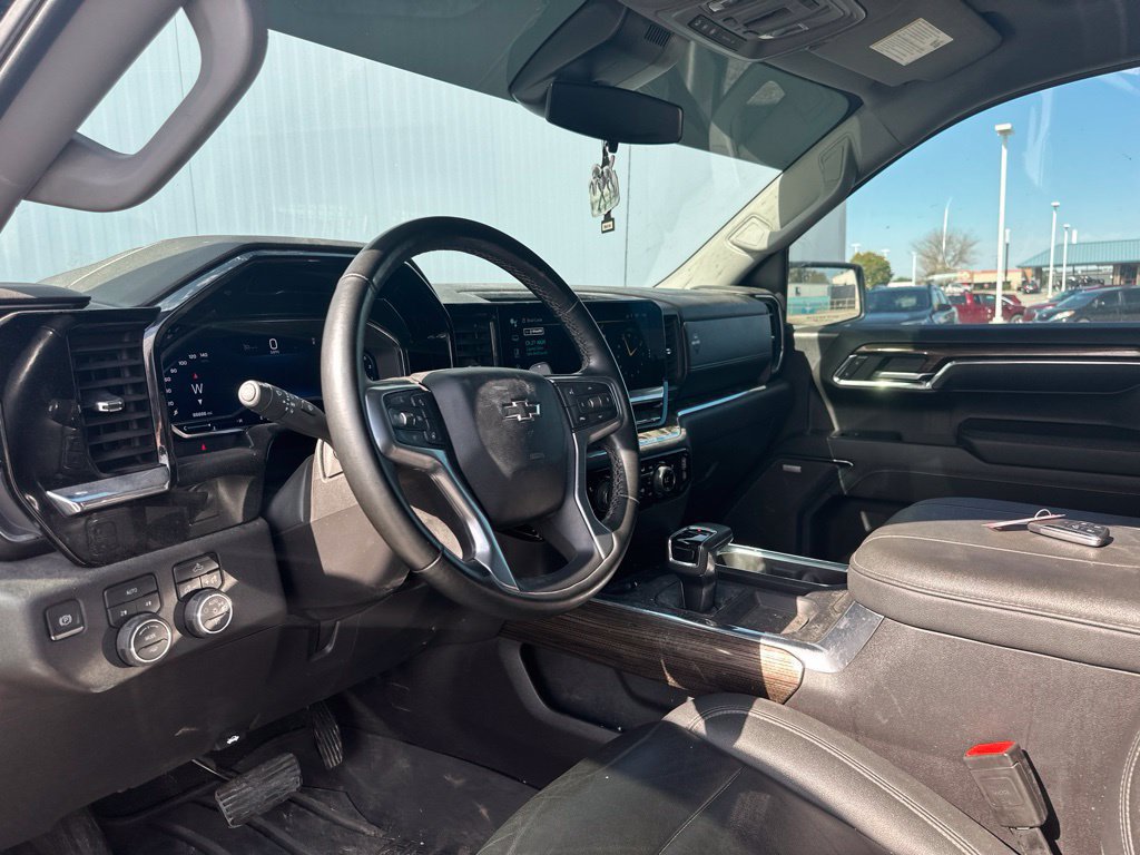 Used 2024 Chevrolet Silverado 1500 RST w/ Convenience Package II AWD/4WD image 15