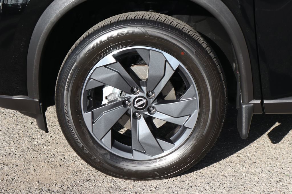 Used 2026 Nissan Rogue SV w/ Cold Weather Package image 42