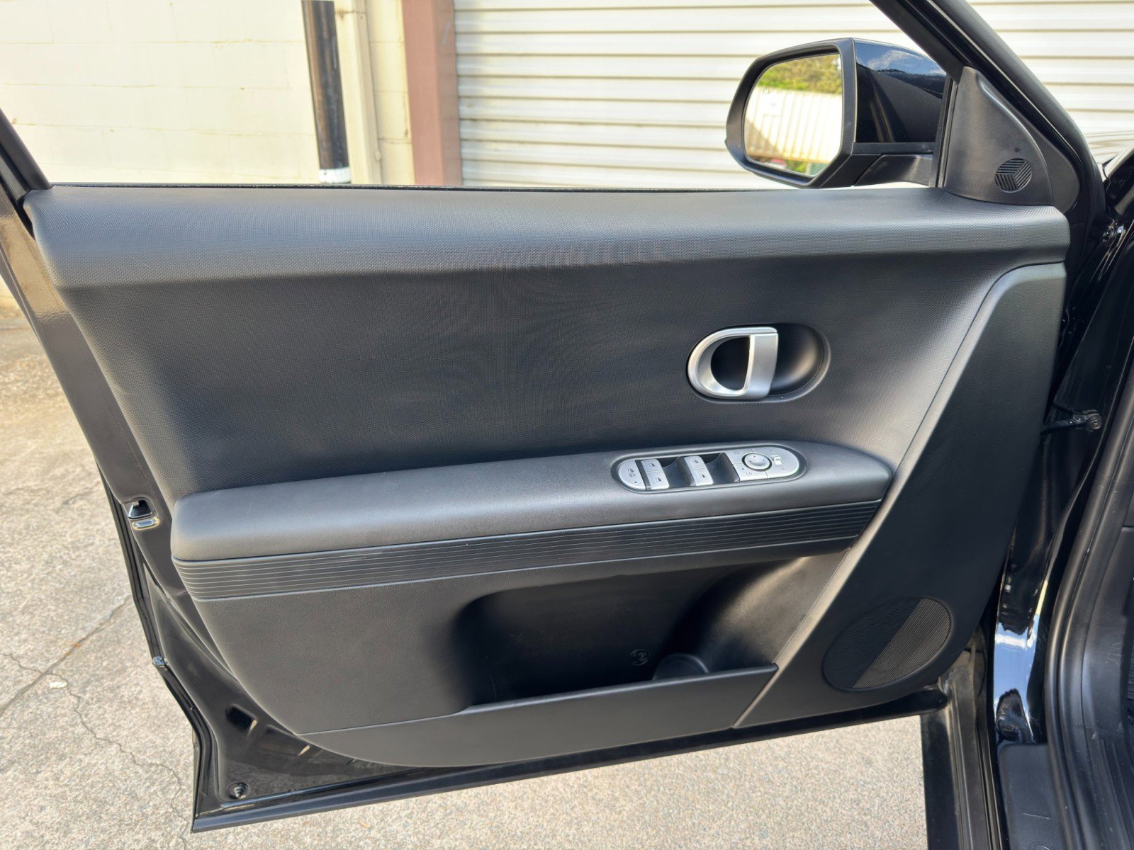 Used 2022 Hyundai Ioniq 5 SE w/ Cargo Package RWD image 36