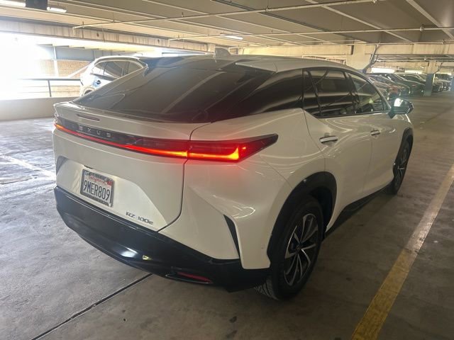 Used 2024 Lexus RZ 300e Premium w/ Technology Package FWD image 2
