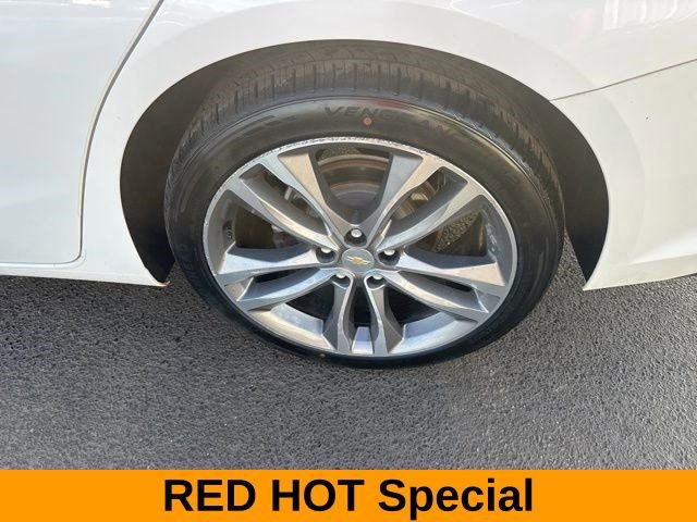 Used 2021 Chevrolet Malibu LT image 45