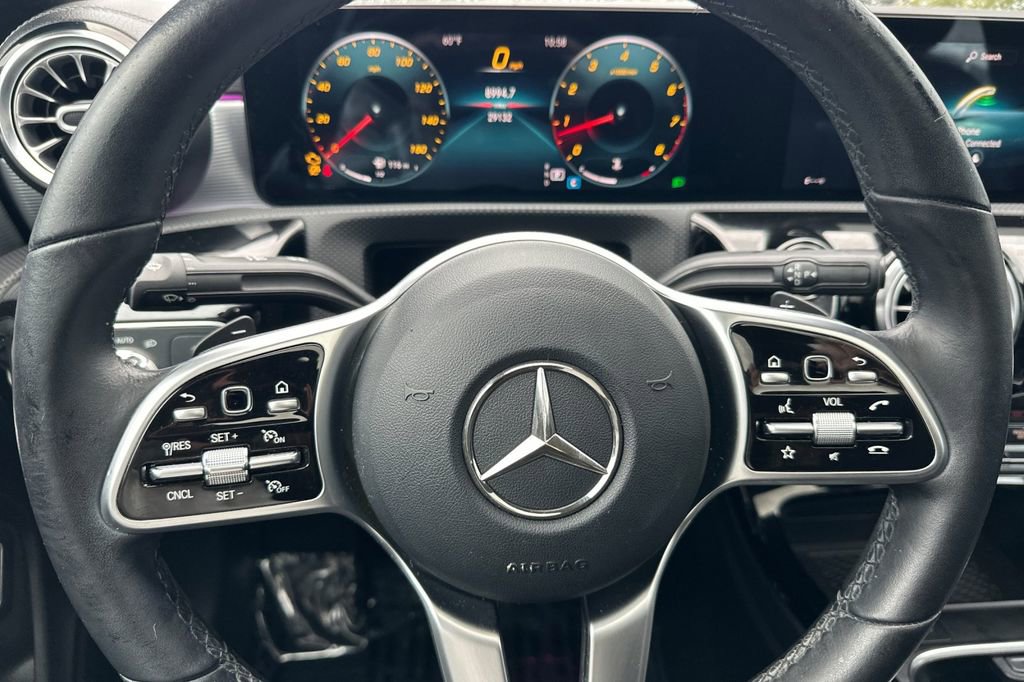 Used 2021 Mercedes-Benz CLA 250 image 21