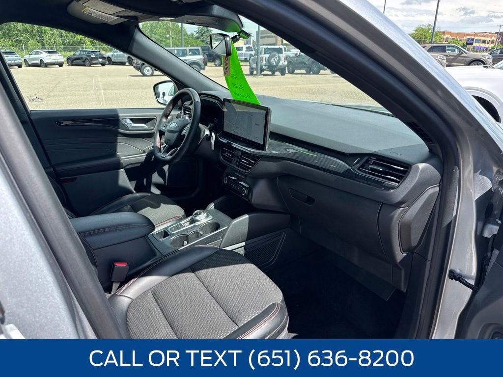 Used 2023 Ford Escape ST-Line Elite AWD/4WD image 35