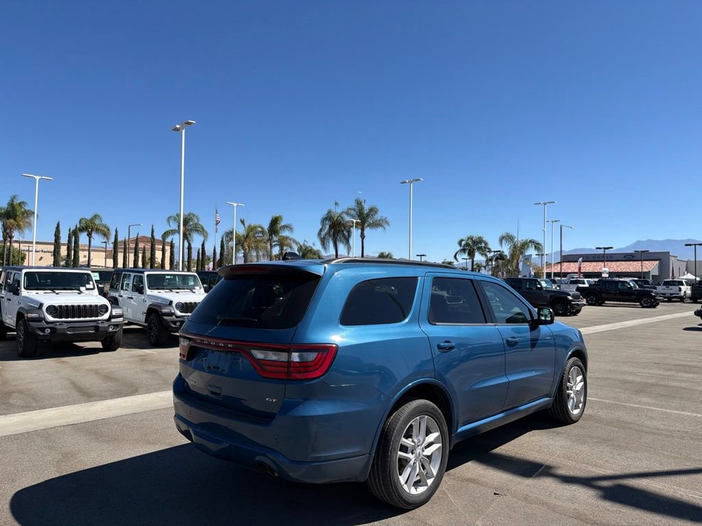Used 2025 Dodge Durango GT AWD/4WD image 4