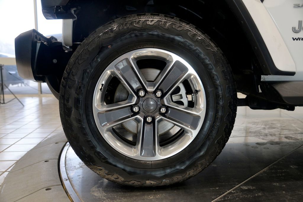 Used 2021 Jeep Wrangler Unlimited Sahara w/ Cold Weather Group image 10