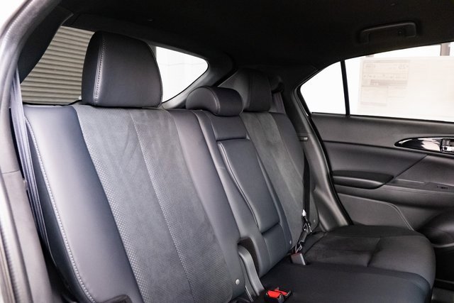New 2025 Mitsubishi Eclipse Cross Black Edition image 24