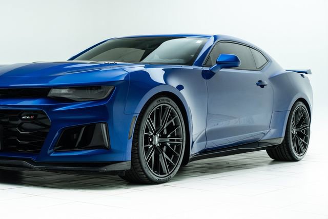 Used 2018 Chevrolet Camaro ZL1 image 9
