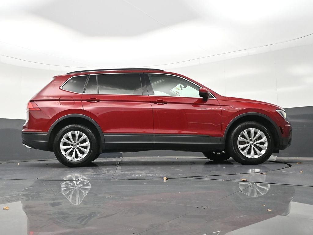 Used 2019 Volkswagen Tiguan SE w/ Panoramic Sunroof Package FWD image 28