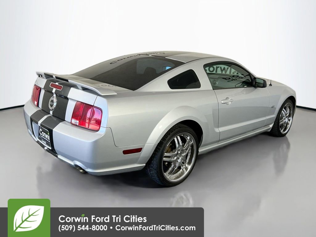 Used 2006 Ford Mustang GT Premium RWD image 15