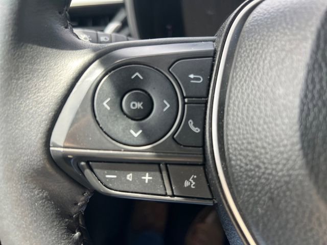 Used 2025 Toyota Corolla Cross XLE AWD/4WD image 25