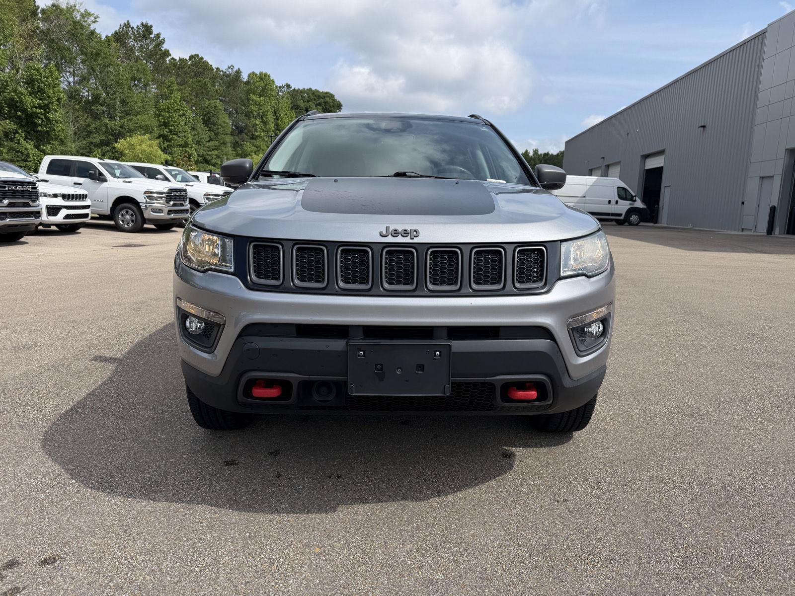 Used 2021 Jeep Compass Trailhawk AWD/4WD image 2
