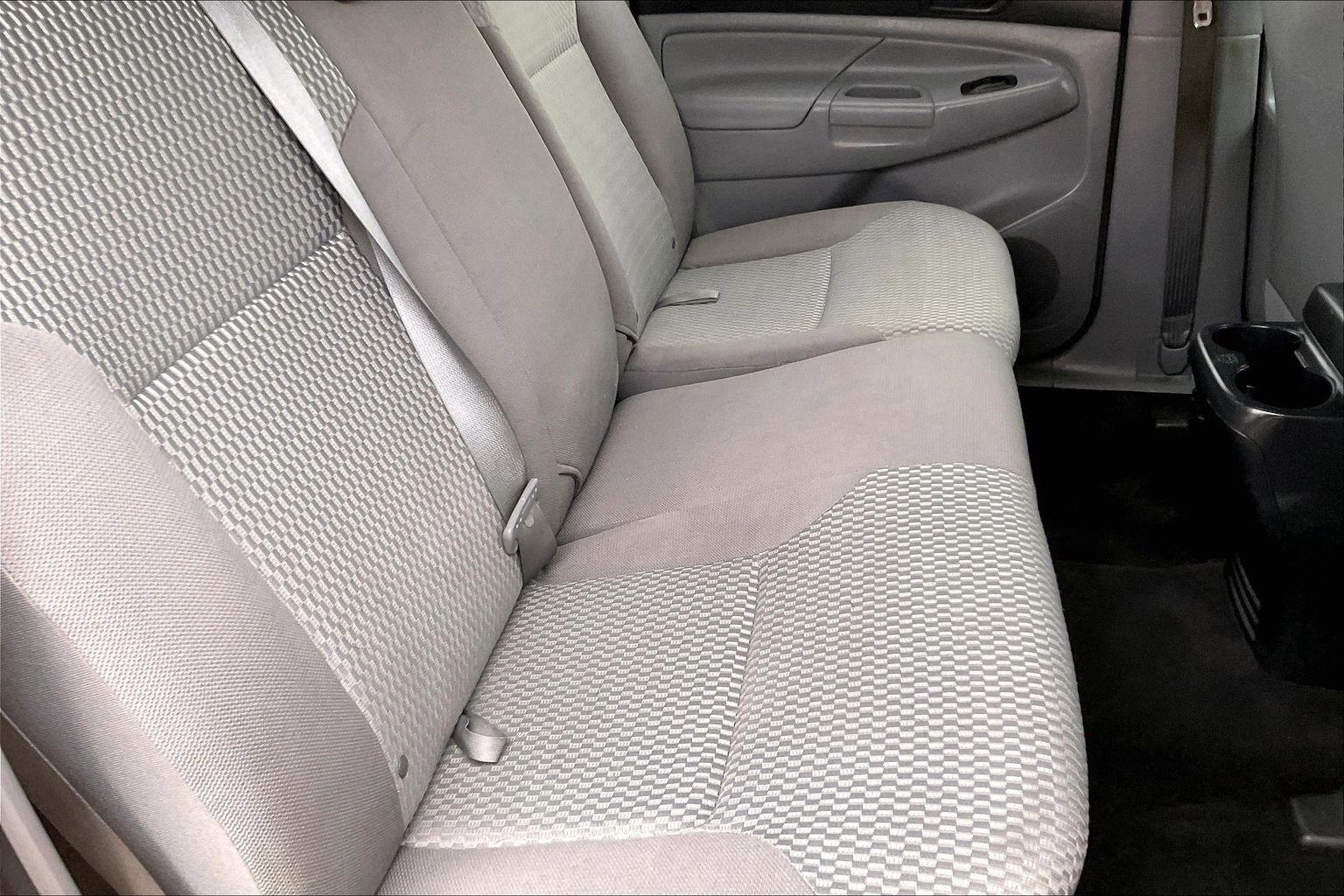 Used 2013 Toyota Tacoma PreRunner image 18