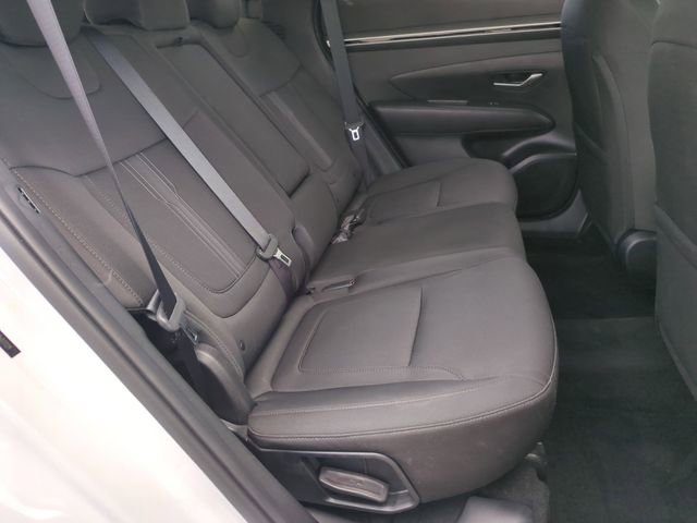 Certified 2023 Hyundai Tucson SEL w/ Winter Package AWD/4WD image 17