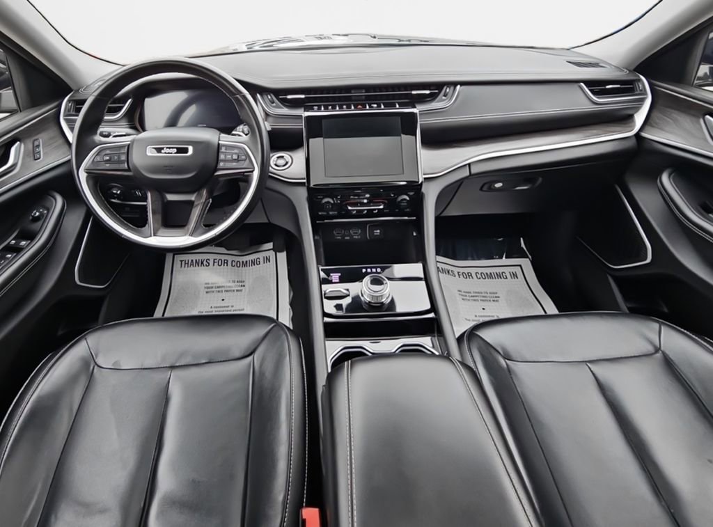 Used 2022 Jeep Grand Cherokee L Limited image 17