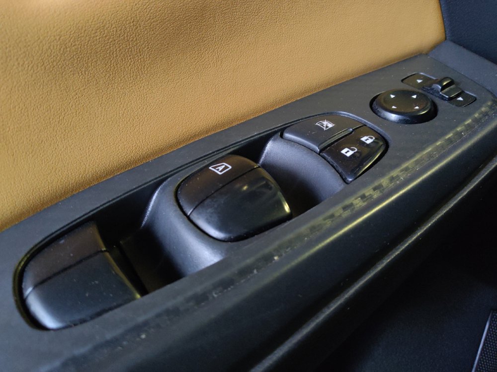 Used 2022 Nissan Sentra SV w/ SV Premium Package FWD image 27