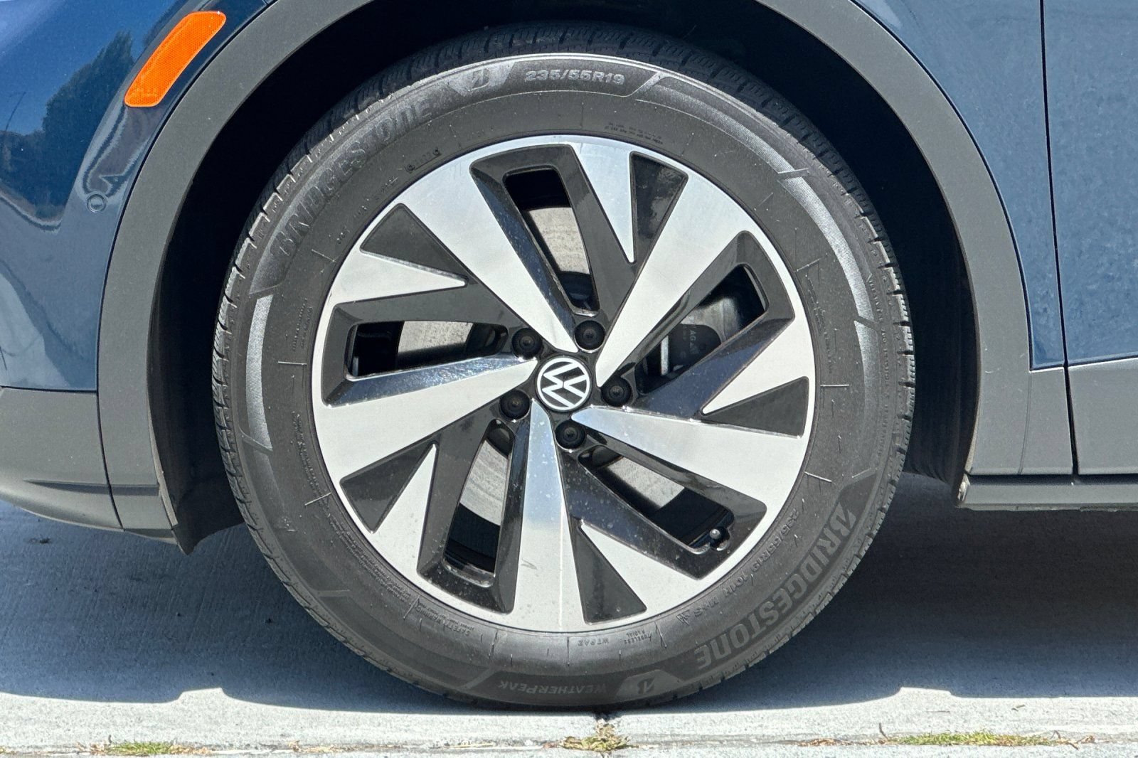 Used 2023 Volkswagen ID.4 Pro RWD image 27