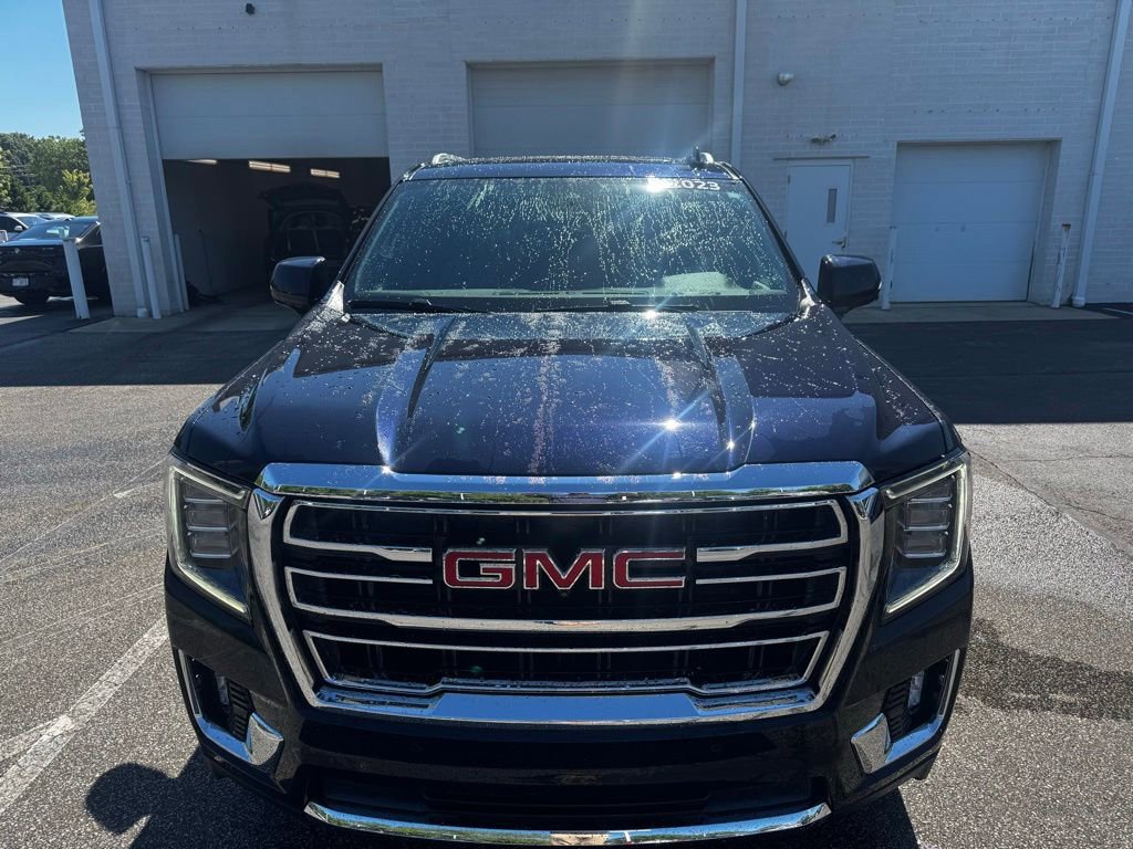 Used 2023 GMC Yukon XL SLT w/ SLT Luxury Package AWD/4WD image 8