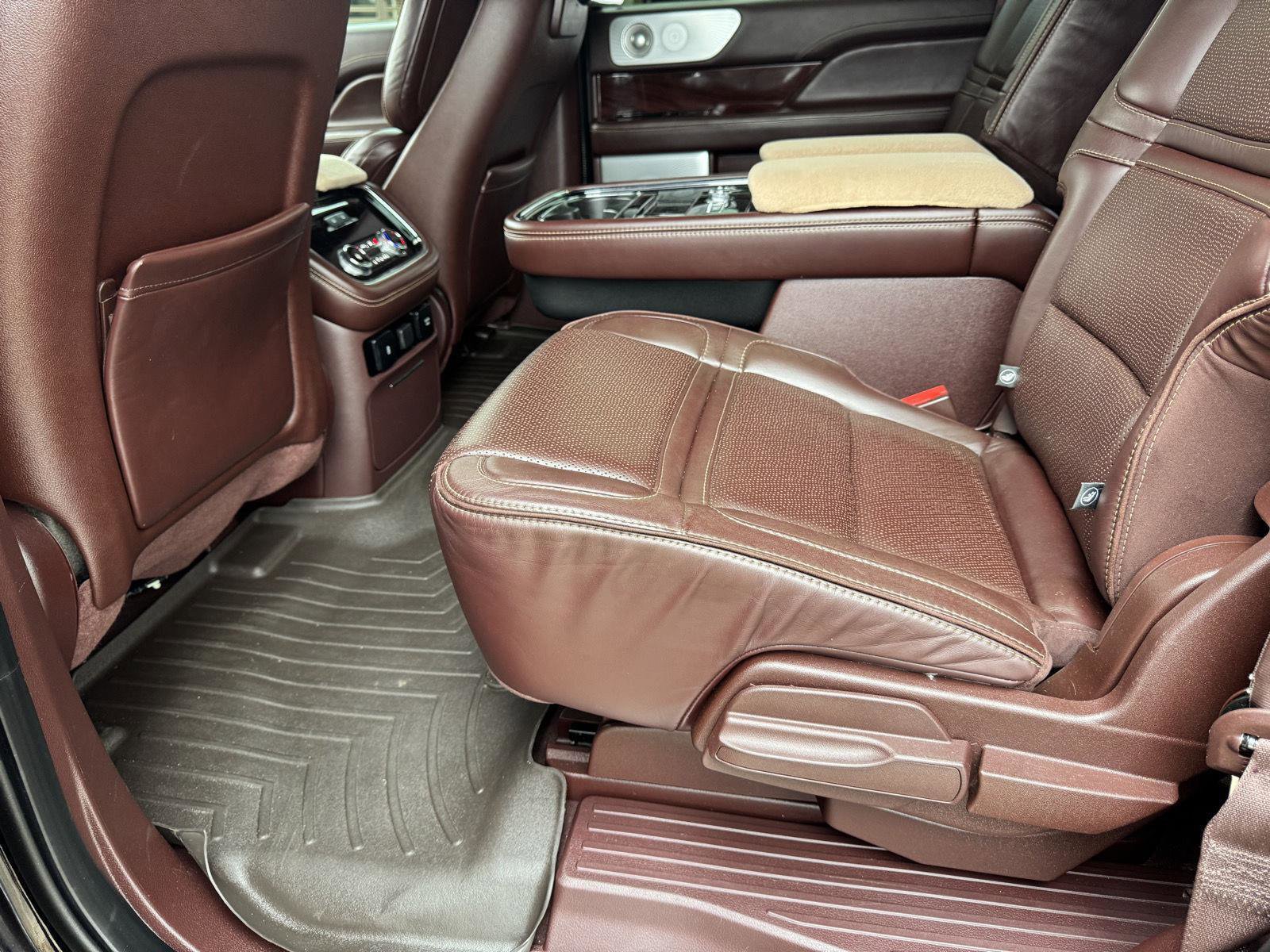 Used 2019 Lincoln Navigator L Black Label w/ Cargo Package image 16