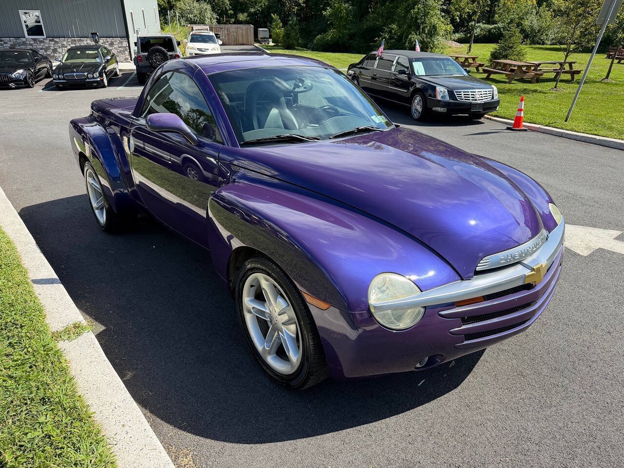 Used 2004 Chevrolet SSR w/ Preferred Equipment Group RWD image 7