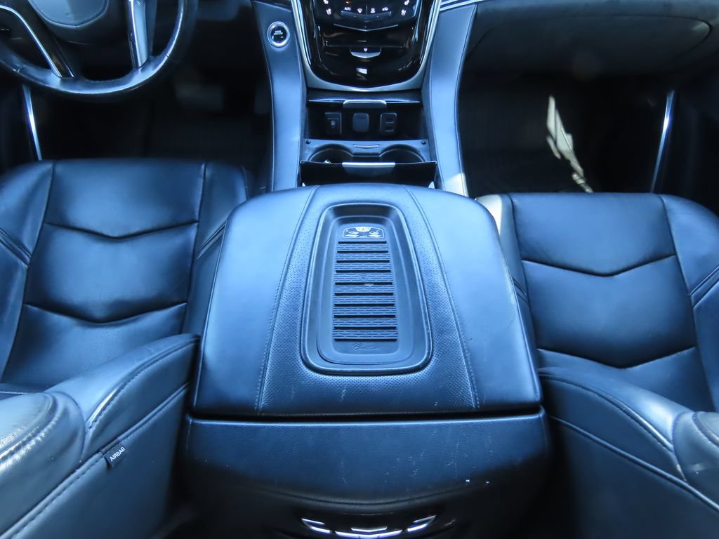Used 2020 Cadillac Escalade Platinum AWD/4WD image 12
