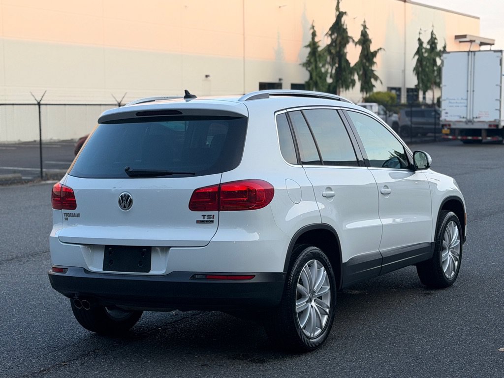 Used 2016 Volkswagen Tiguan SE AWD/4WD image 5