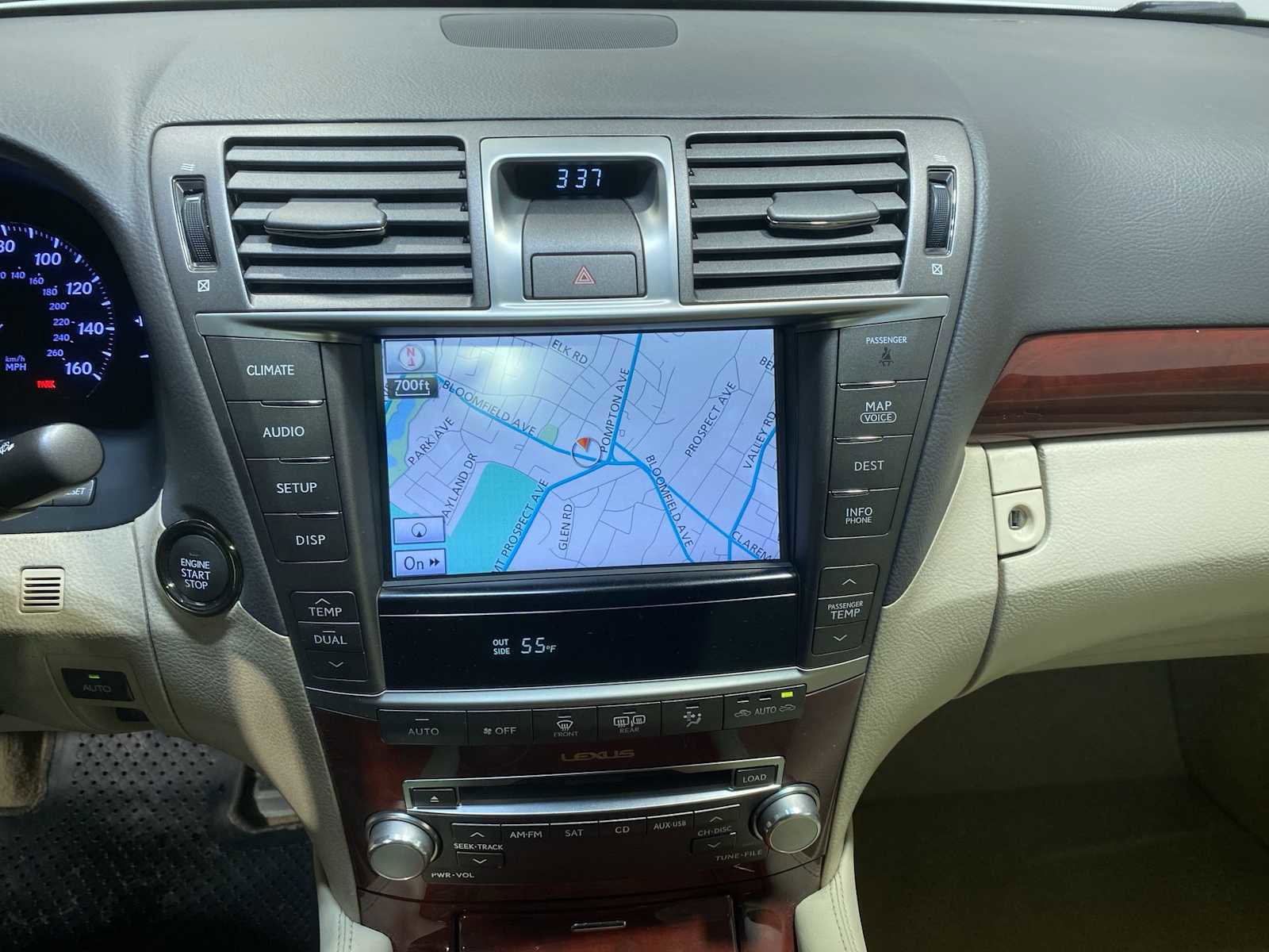 Used 2012 Lexus LS 460 AWD w/ Comfort Pkg image 16