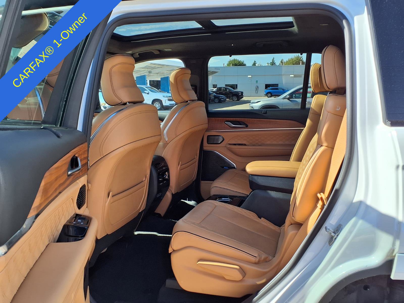 Used 2022 Jeep Grand Cherokee L Summit AWD/4WD image 13
