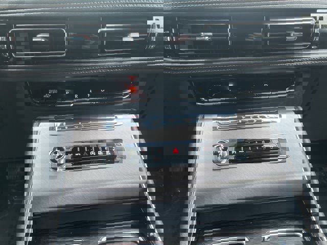 Used 2025 Lincoln Aviator AWD w/ Jet Appearance Package image 34