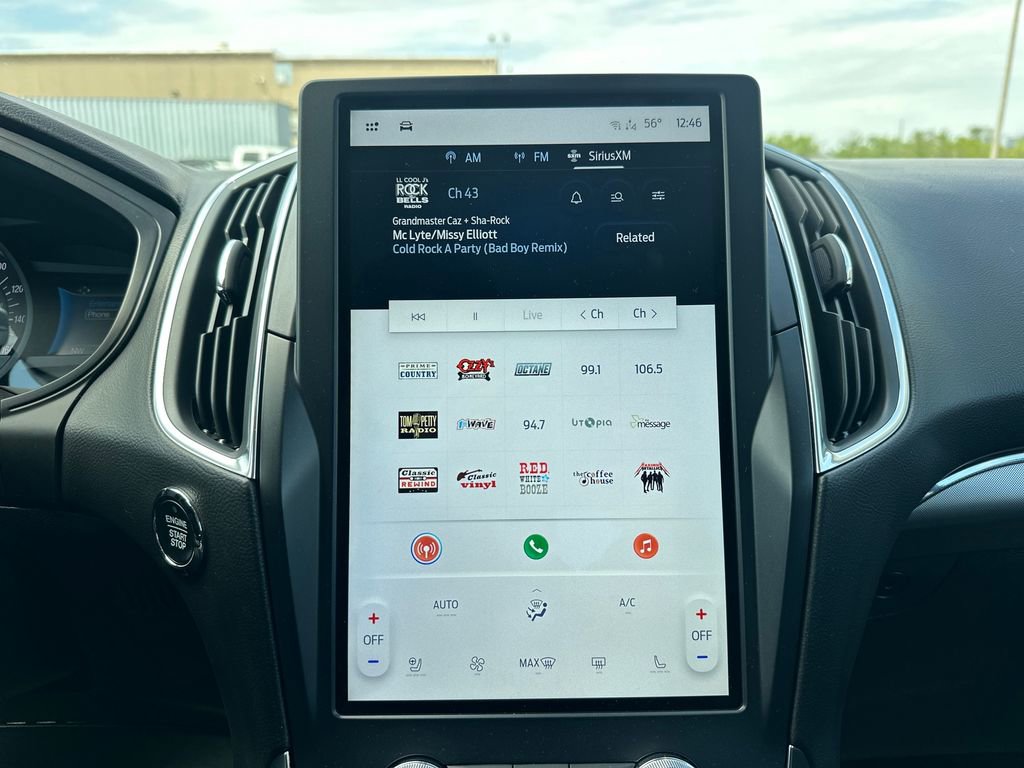 Used 2023 Ford Edge Titanium image 23