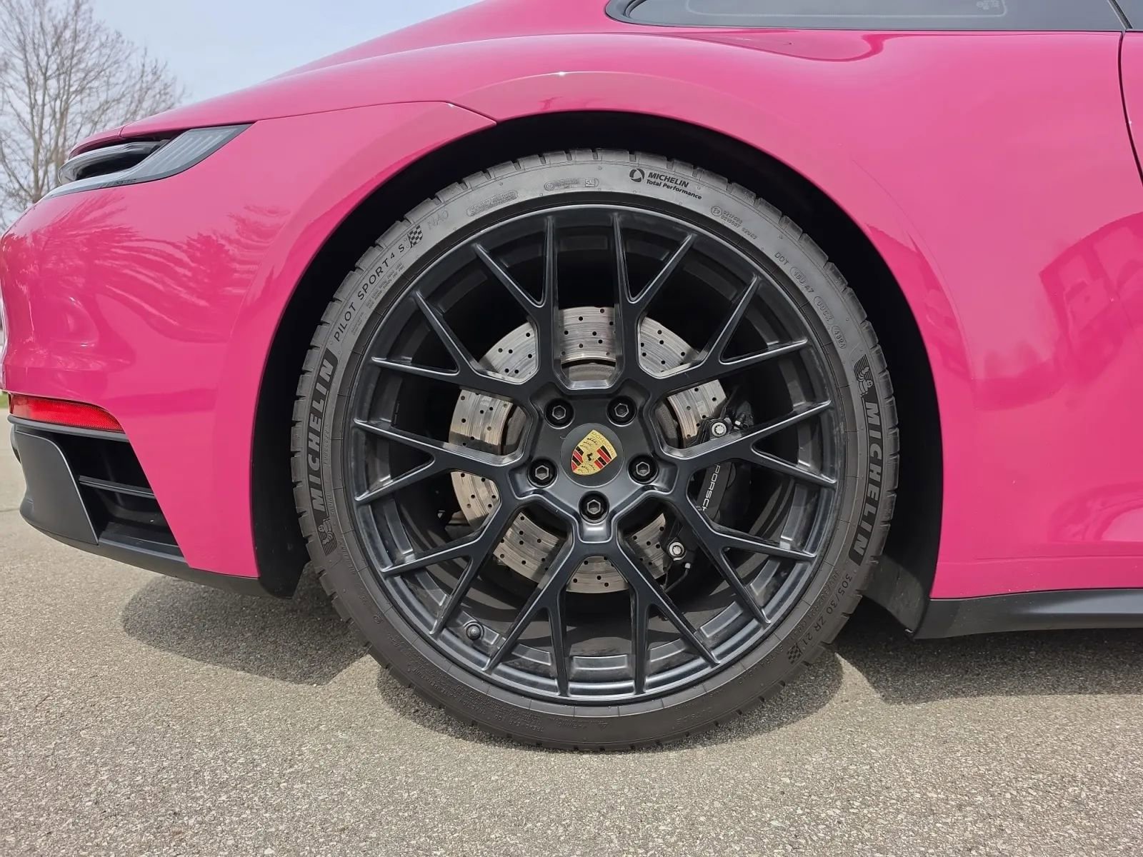 Used 2024 Porsche 911 Carrera GTS w/ Premium Package RWD image 28